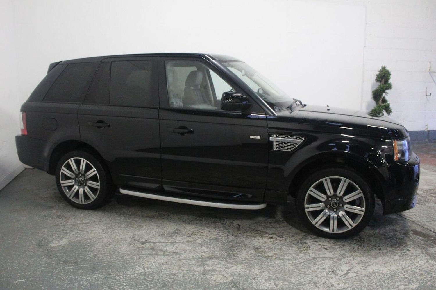 Used Land Rover Range Rover Sport 2012 for sale - 78201917: Photo 4