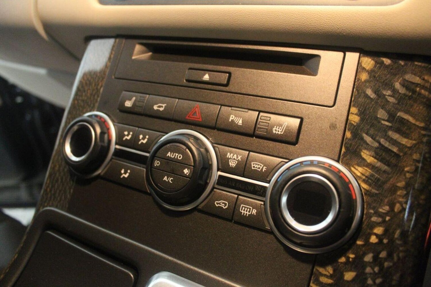 Used Land Rover Range Rover Sport 2012 for sale - 78201917: Photo 42