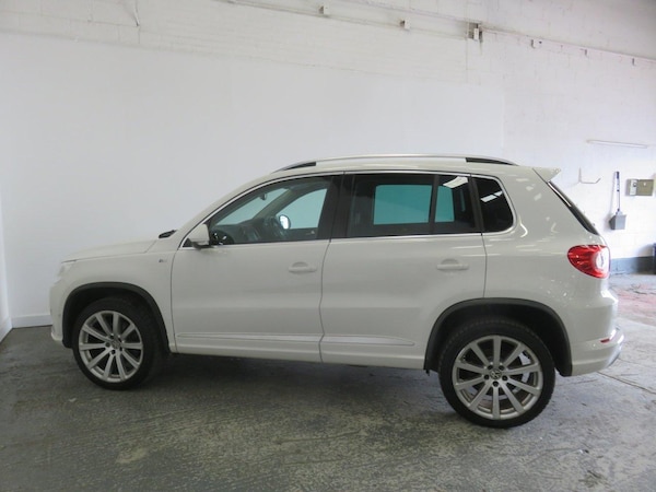 Used Volkswagen Tiguan 2010 for sale - 75587189: Photo 10