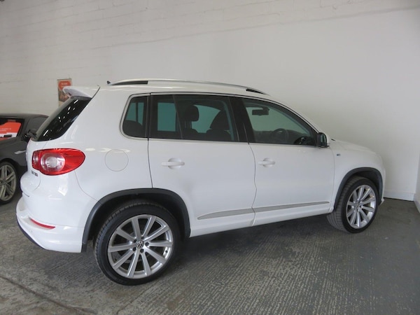 Used Volkswagen Tiguan 2010 for sale - 75587189: Photo 11