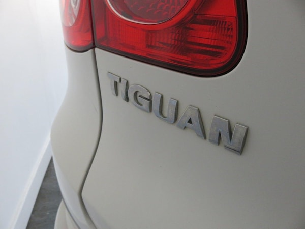 Used Volkswagen Tiguan 2010 for sale - 75587189: Photo 16