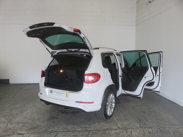 Used Volkswagen Tiguan 2010 for sale - 75587189: Photo 23
