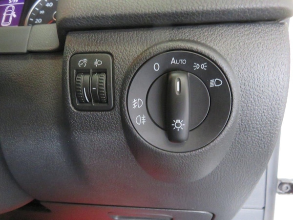 Used Volkswagen Tiguan 2010 for sale - 75587189: Photo 47