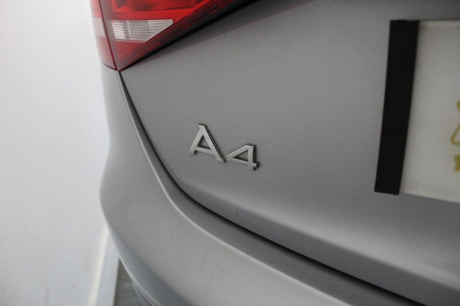 Used Audi A4 2014 for sale - 76126368: Photo 19