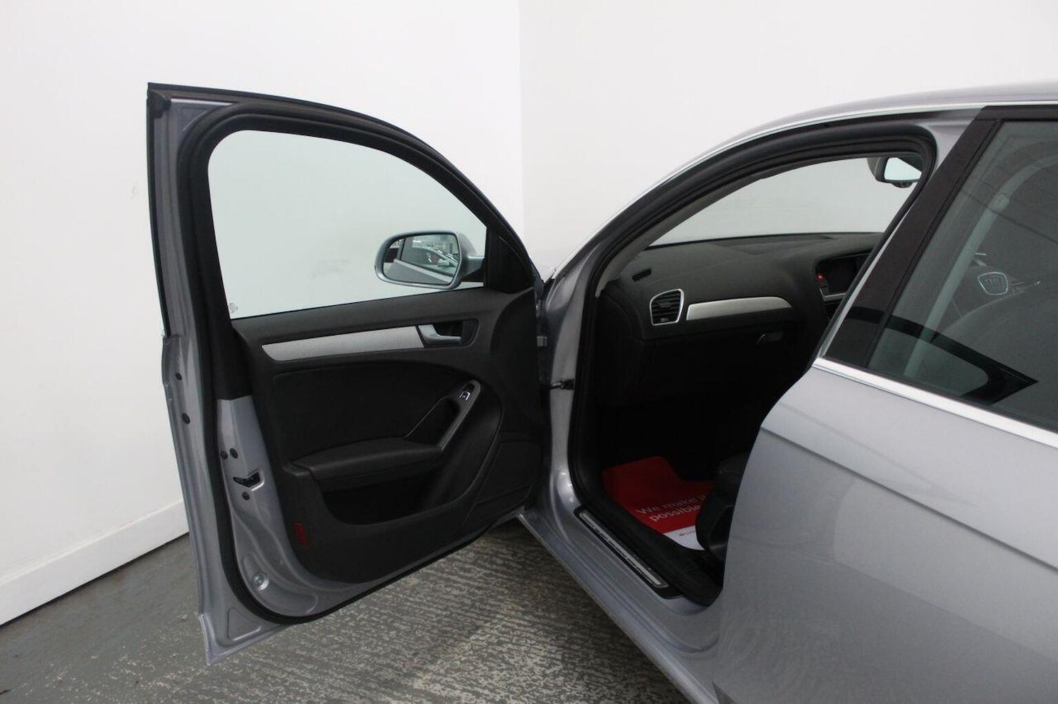 Used Audi A4 2014 for sale - 76126368: Photo 27