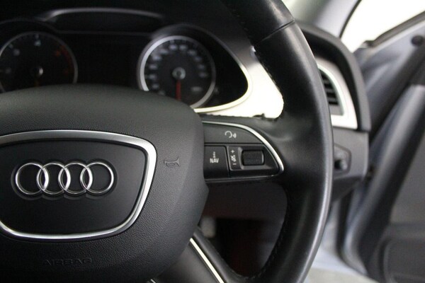 Used Audi A4 2014 for sale - 76126368: Photo 49
