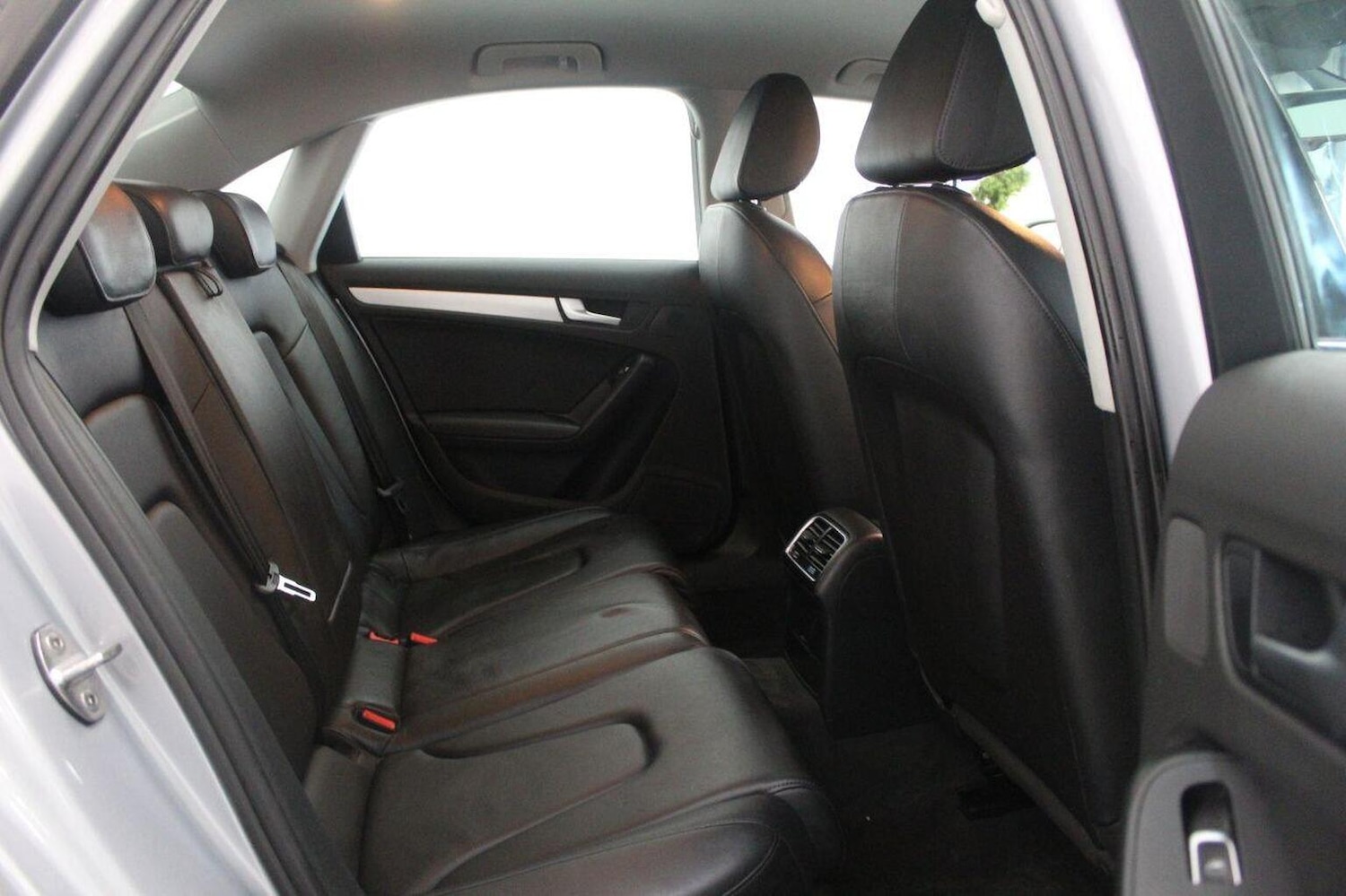 Used Audi A4 2014 for sale - 76126368: Photo 56