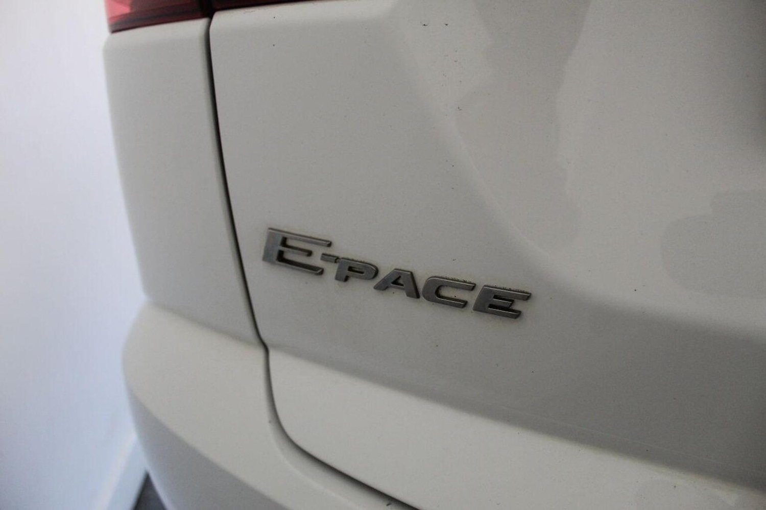 Used Jaguar E-Pace 2019 for sale - 76725596: Photo 19