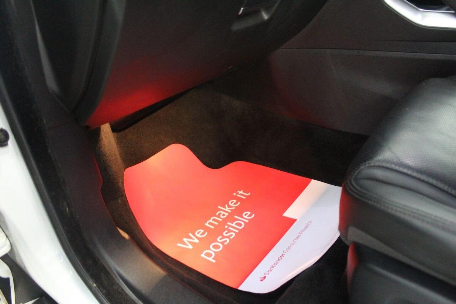 Used Jaguar E-Pace 2019 for sale - 76725596: Photo 32