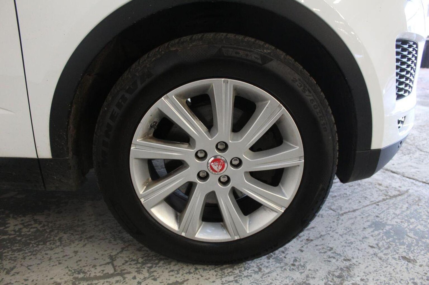 Used Jaguar E-Pace 2019 for sale - 76725596: Photo 59