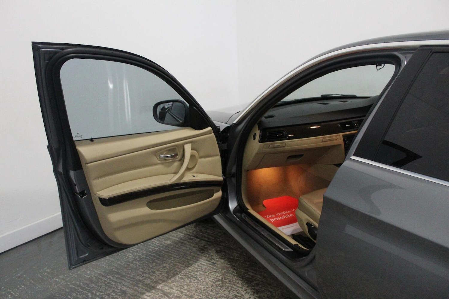 Used BMW 3 Series 2011 for sale - 78053281: Photo 25