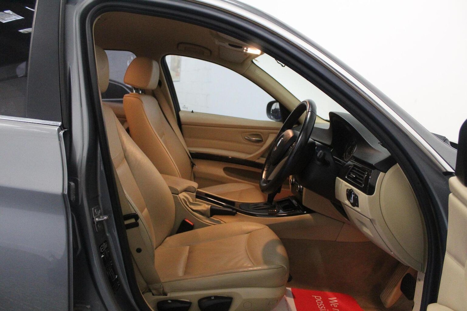 Used BMW 3 Series 2011 for sale - 78053281: Photo 28