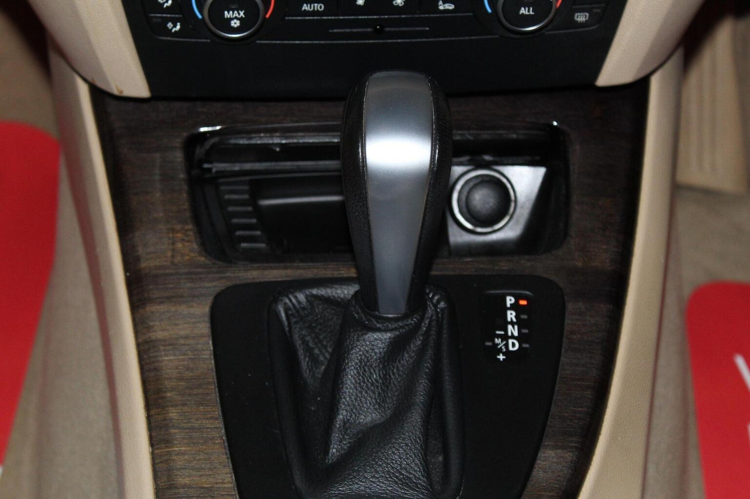 Used BMW 3 Series 2011 for sale - 78053281: Photo 36