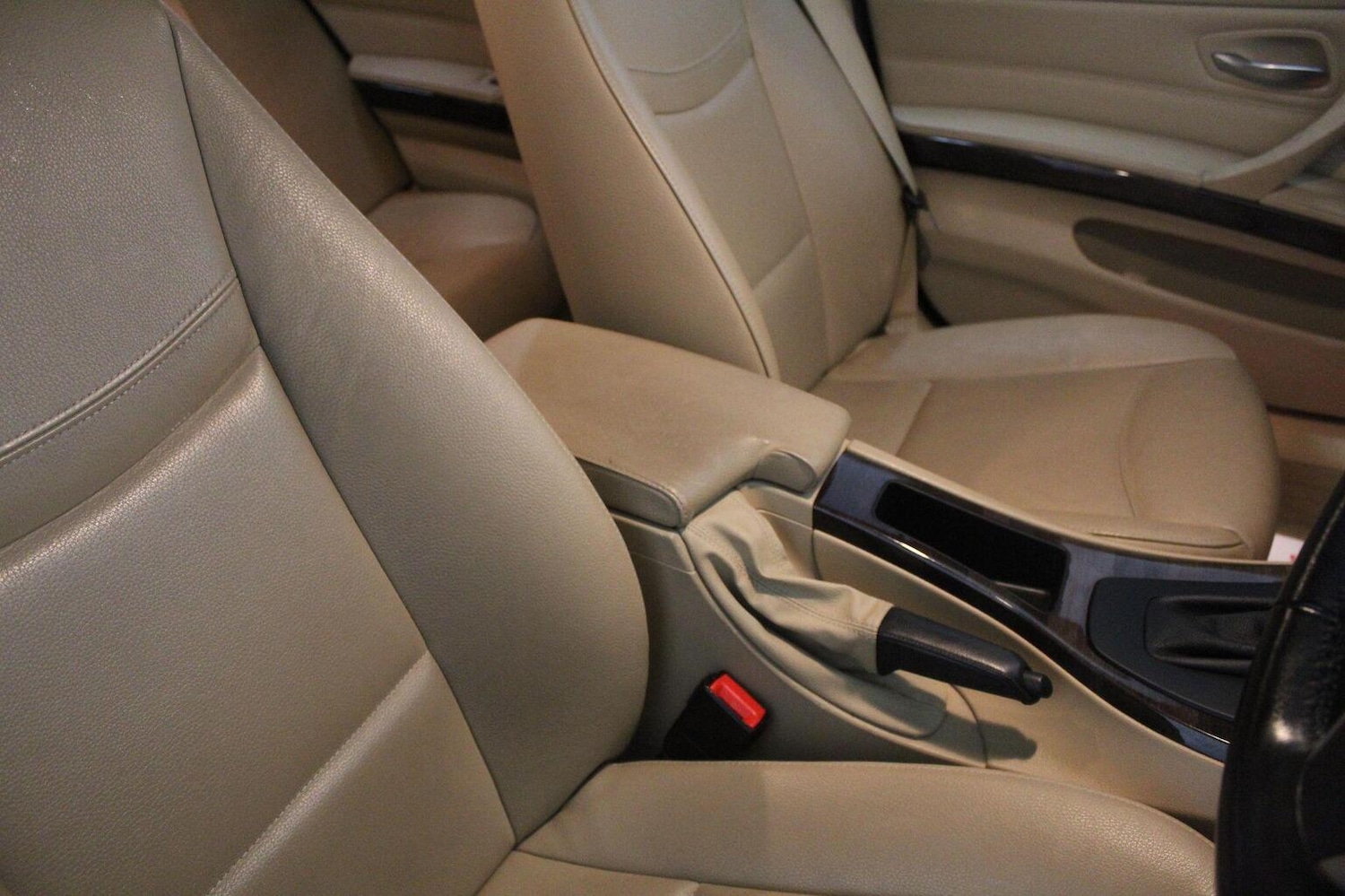 Used BMW 3 Series 2011 for sale - 78053281: Photo 37