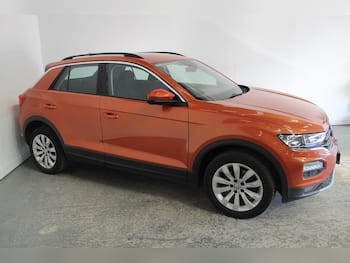 Used Volkswagen T-Roc 2018 for sale - 79558304: Photo