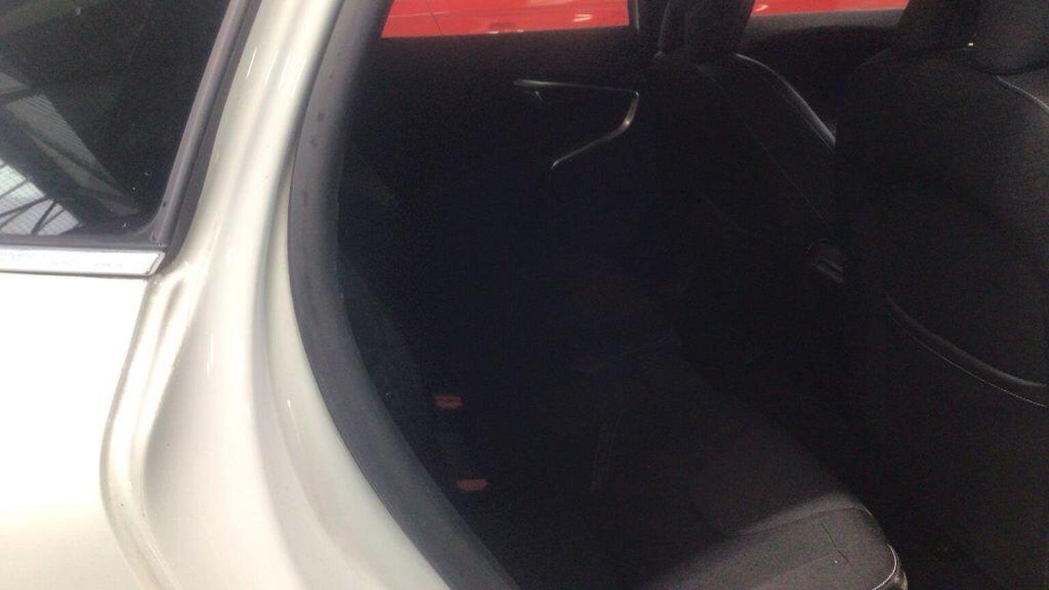 Used Volvo V40 2016 for sale - 76005603: Photo 11