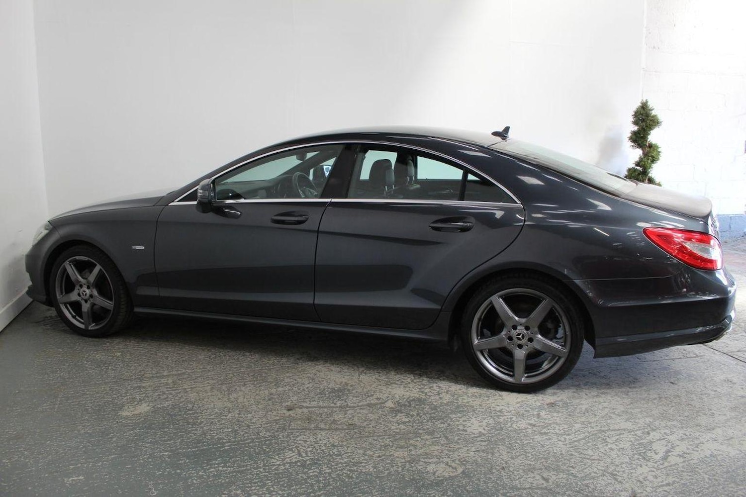 Used Mercedes-Benz CLS 2012 for sale - 76793869: Photo 10