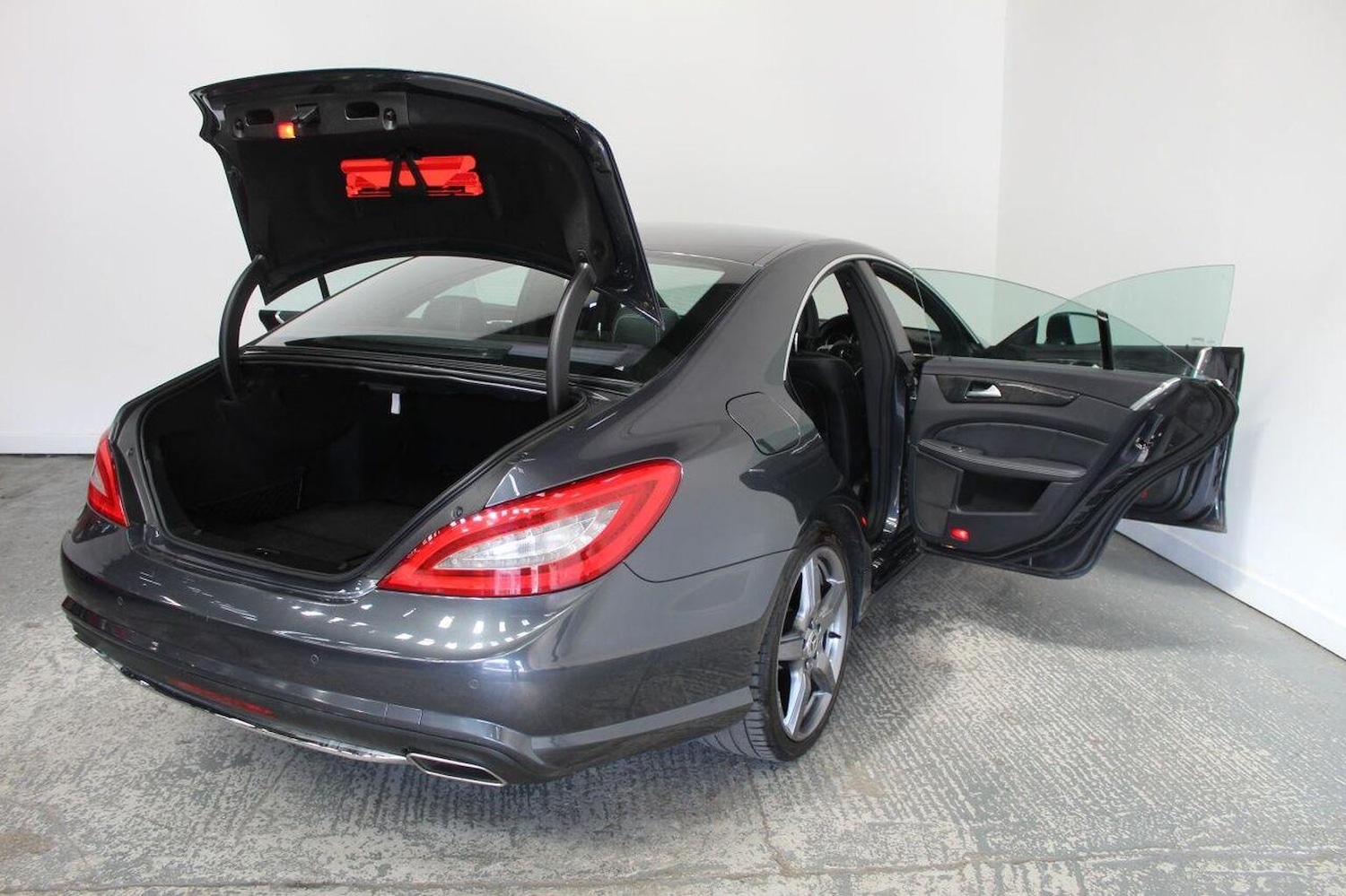 Used Mercedes-Benz CLS 2012 for sale - 76793869: Photo 23