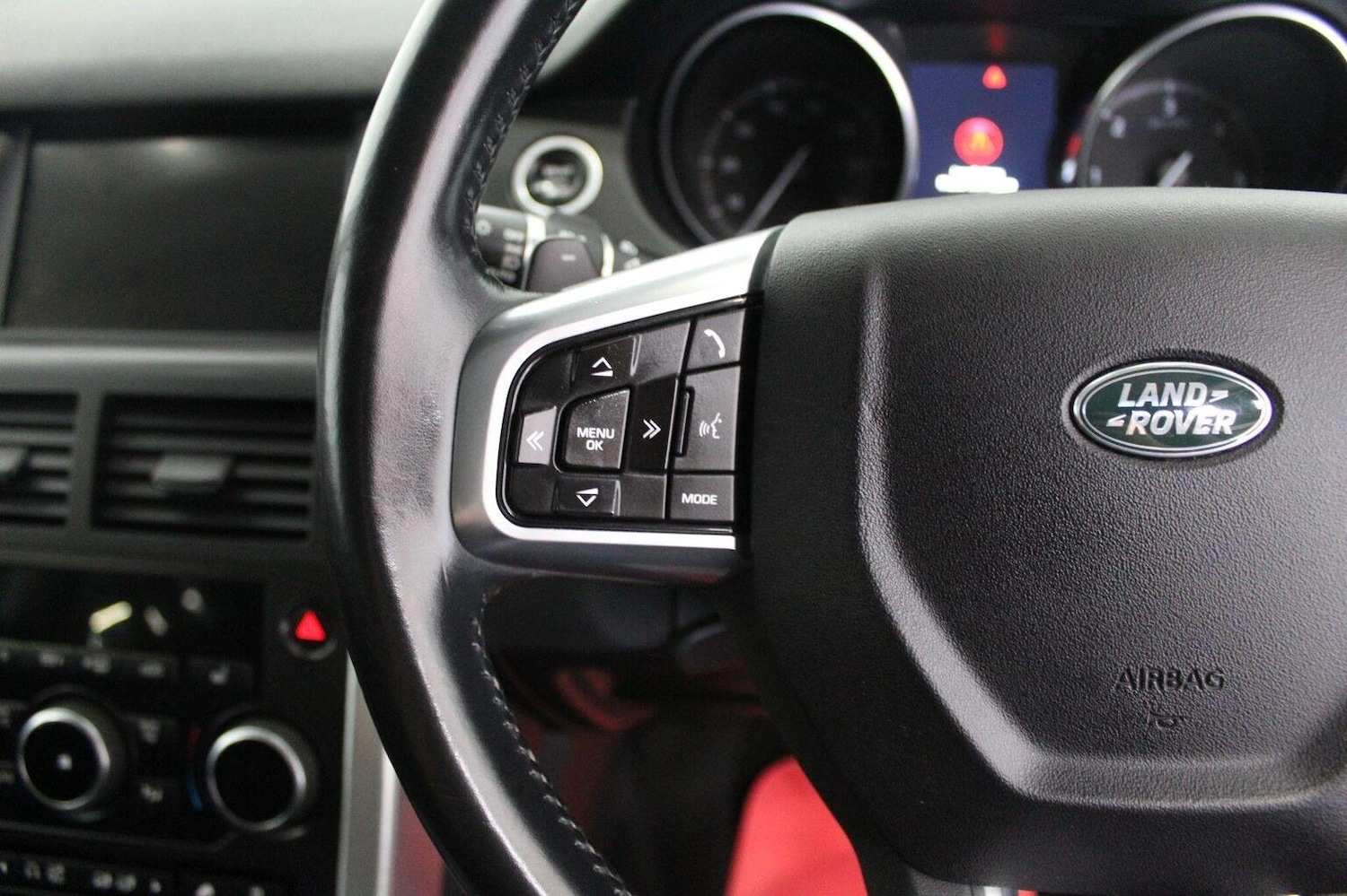 Used Land Rover Discovery Sport 2016 for sale - 76174089: Photo 48