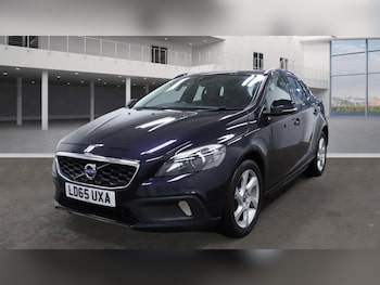 Used Volvo V40 Cross Country 2015 for sale - 77350126: Photo