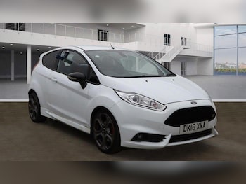 Used Ford Fiesta 2016 for sale - 75953212: Photo