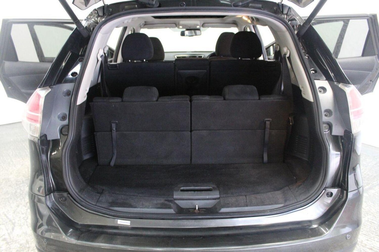 Used Nissan X-Trail 2017 for sale - 77643691: Photo 25