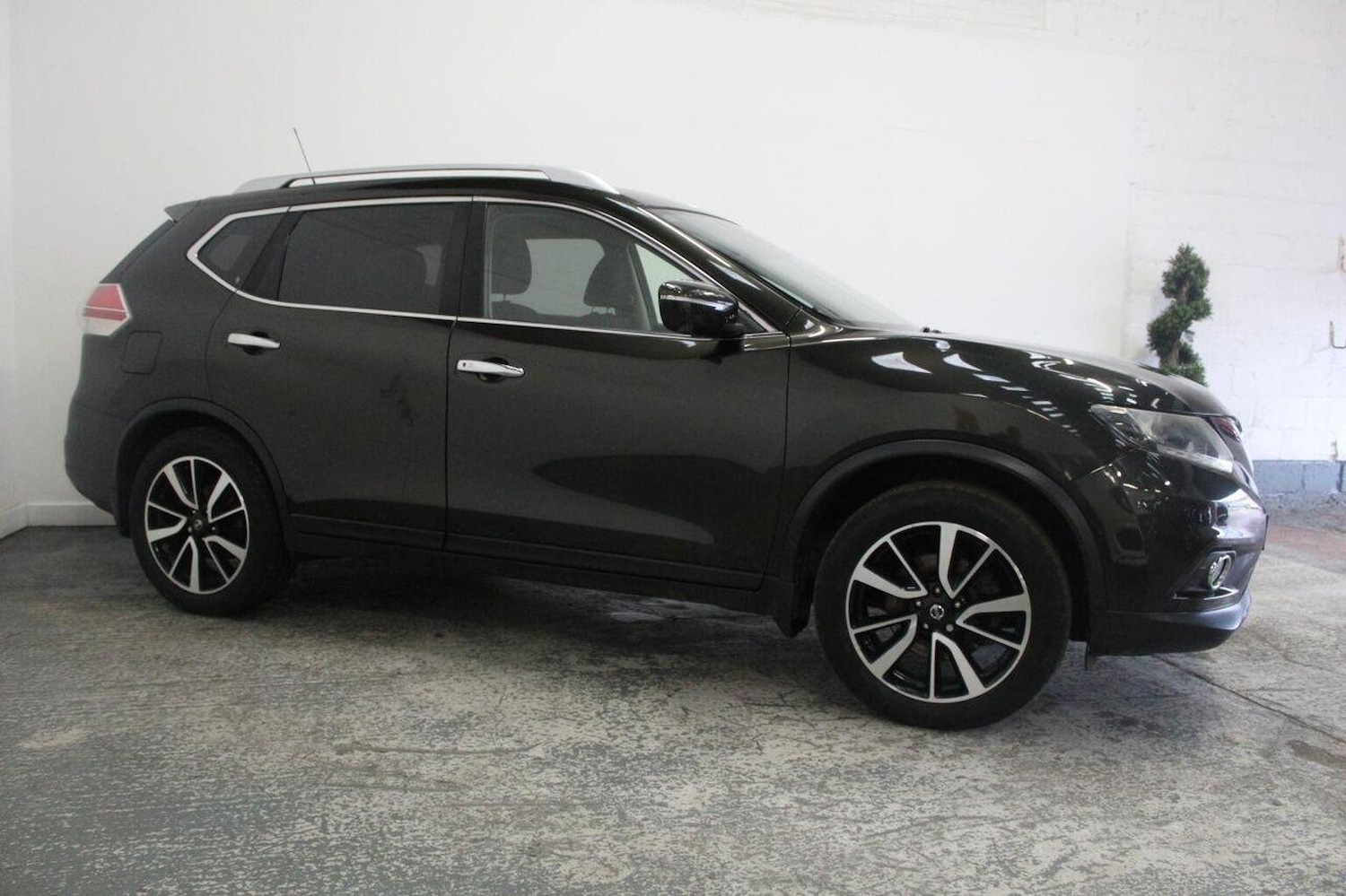 Used Nissan X-Trail 2017 for sale - 77643691: Photo 4