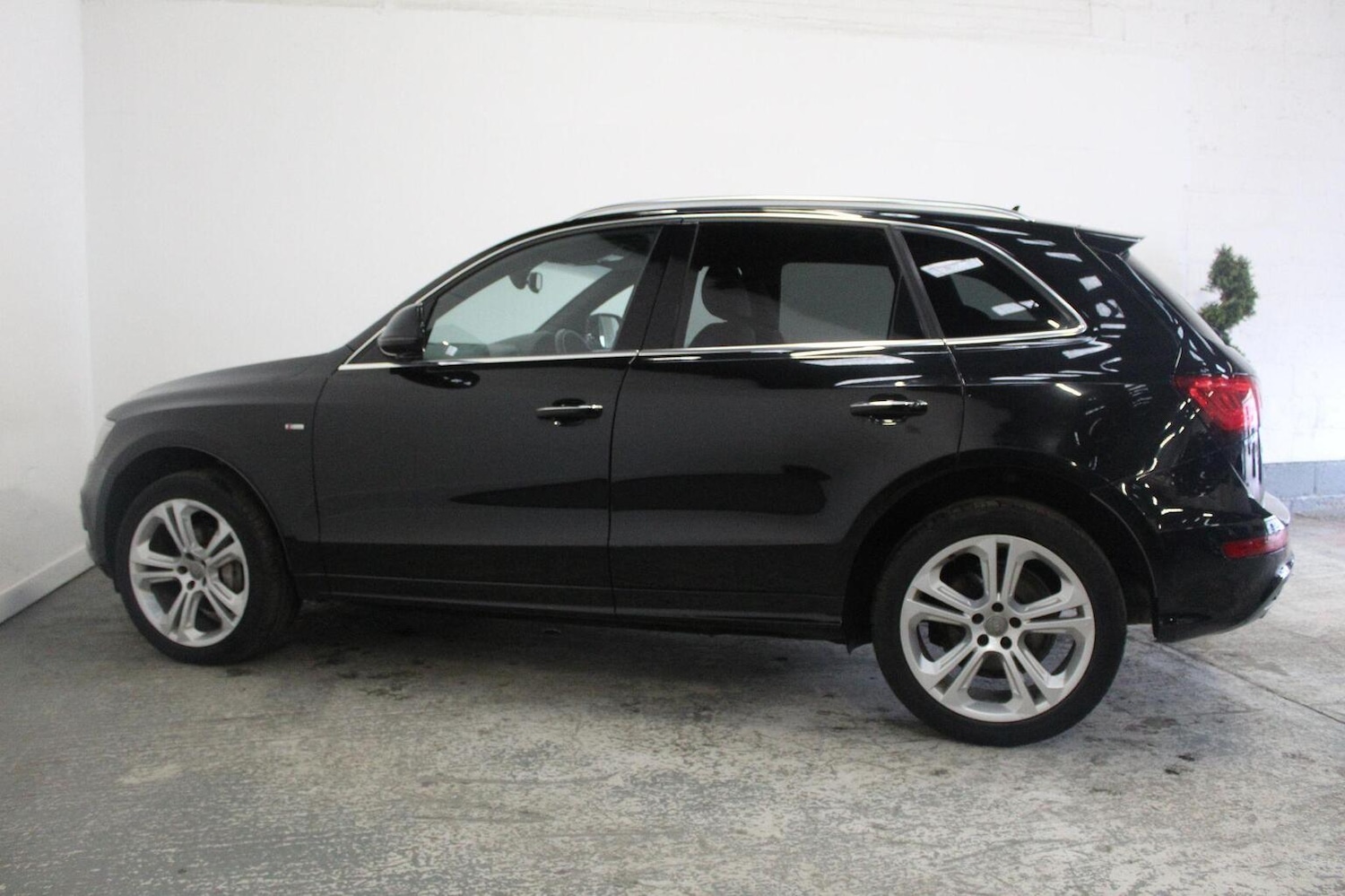 Used Audi Q5 2015 for sale - 77938195: Photo 14