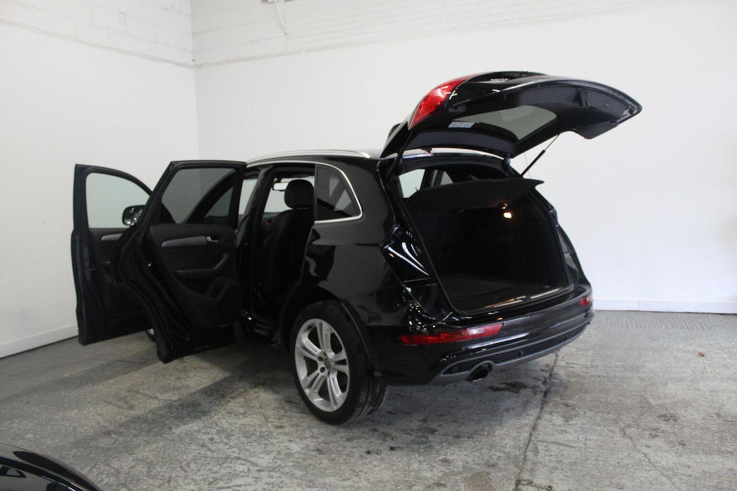 Used Audi Q5 2015 for sale - 77938195: Photo 21