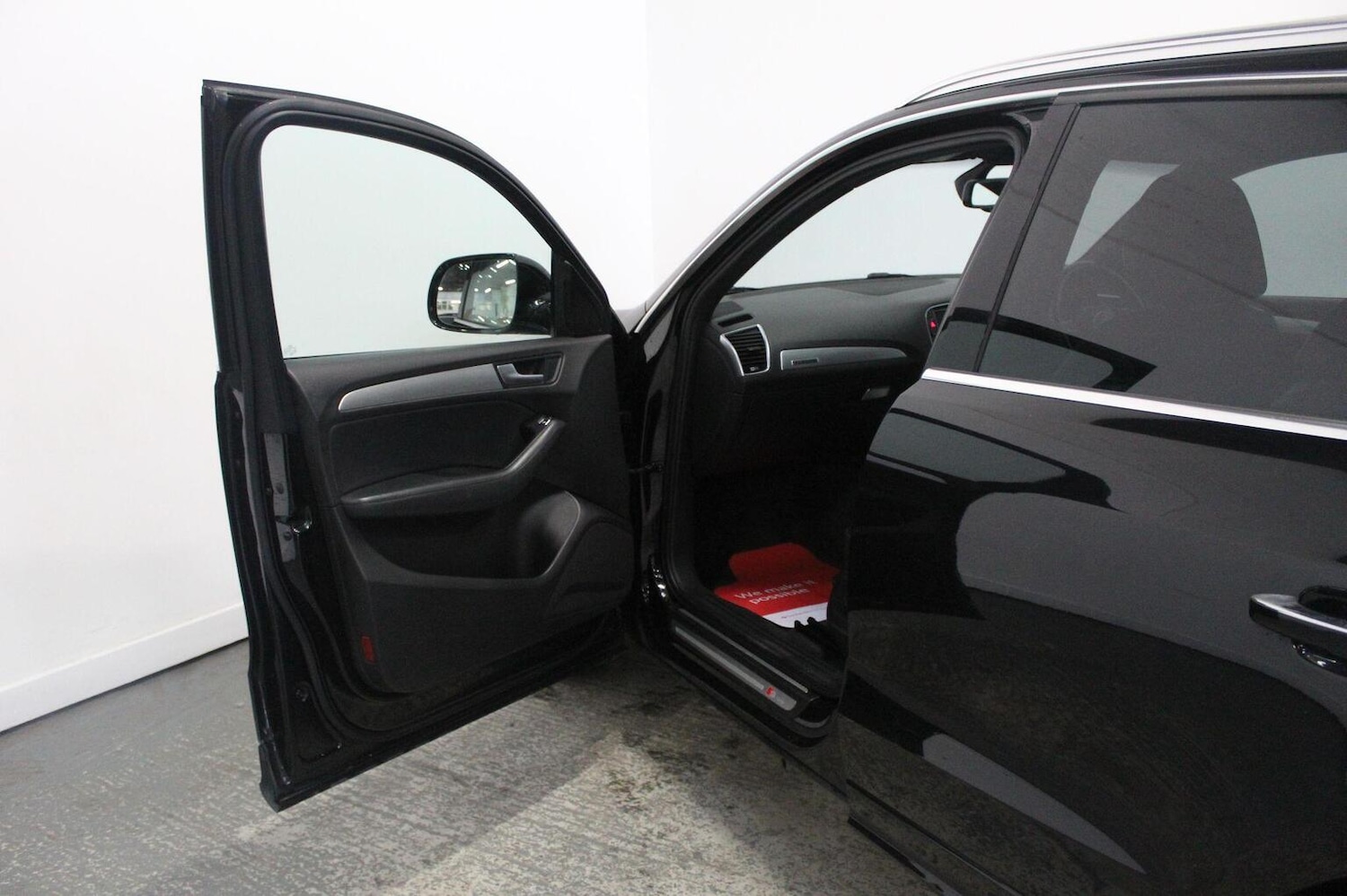 Used Audi Q5 2015 for sale - 77938195: Photo 28