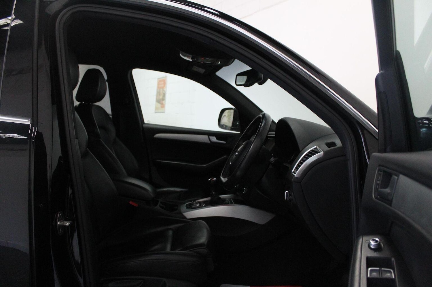 Used Audi Q5 2015 for sale - 77938195: Photo 31