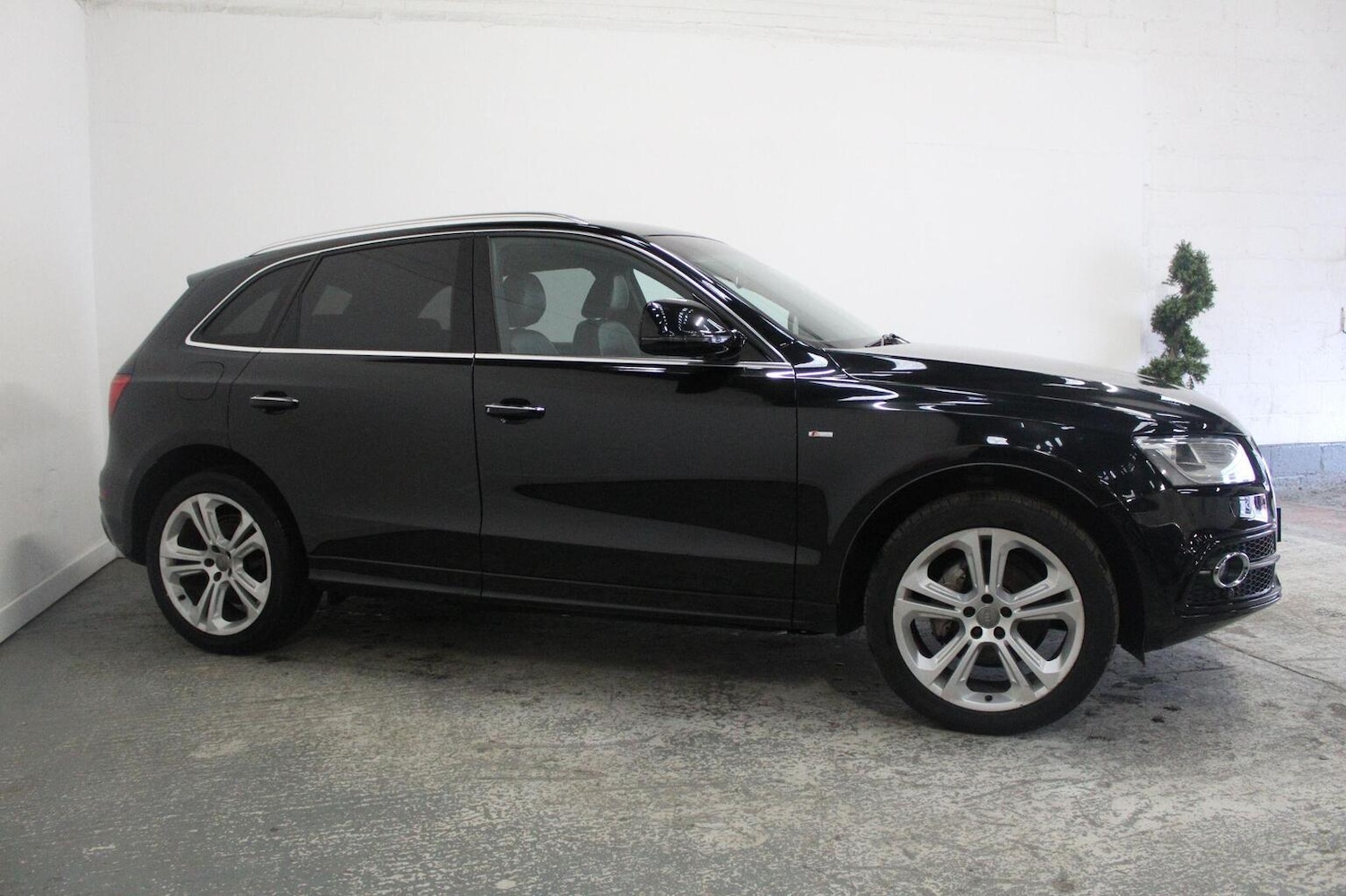 Used Audi Q5 2015 for sale - 77938195: Photo 4
