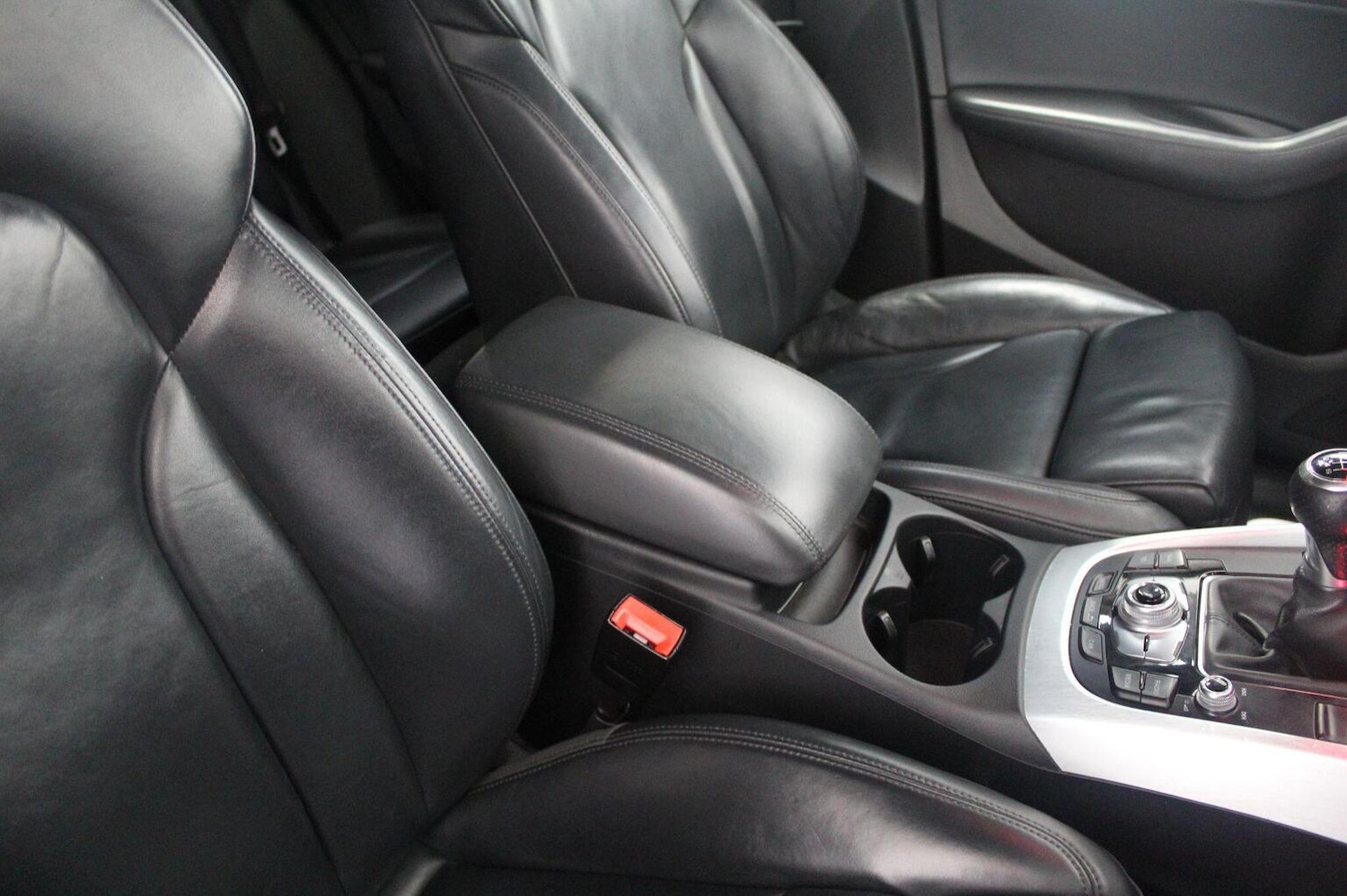 Used Audi Q5 2015 for sale - 77938195: Photo 44