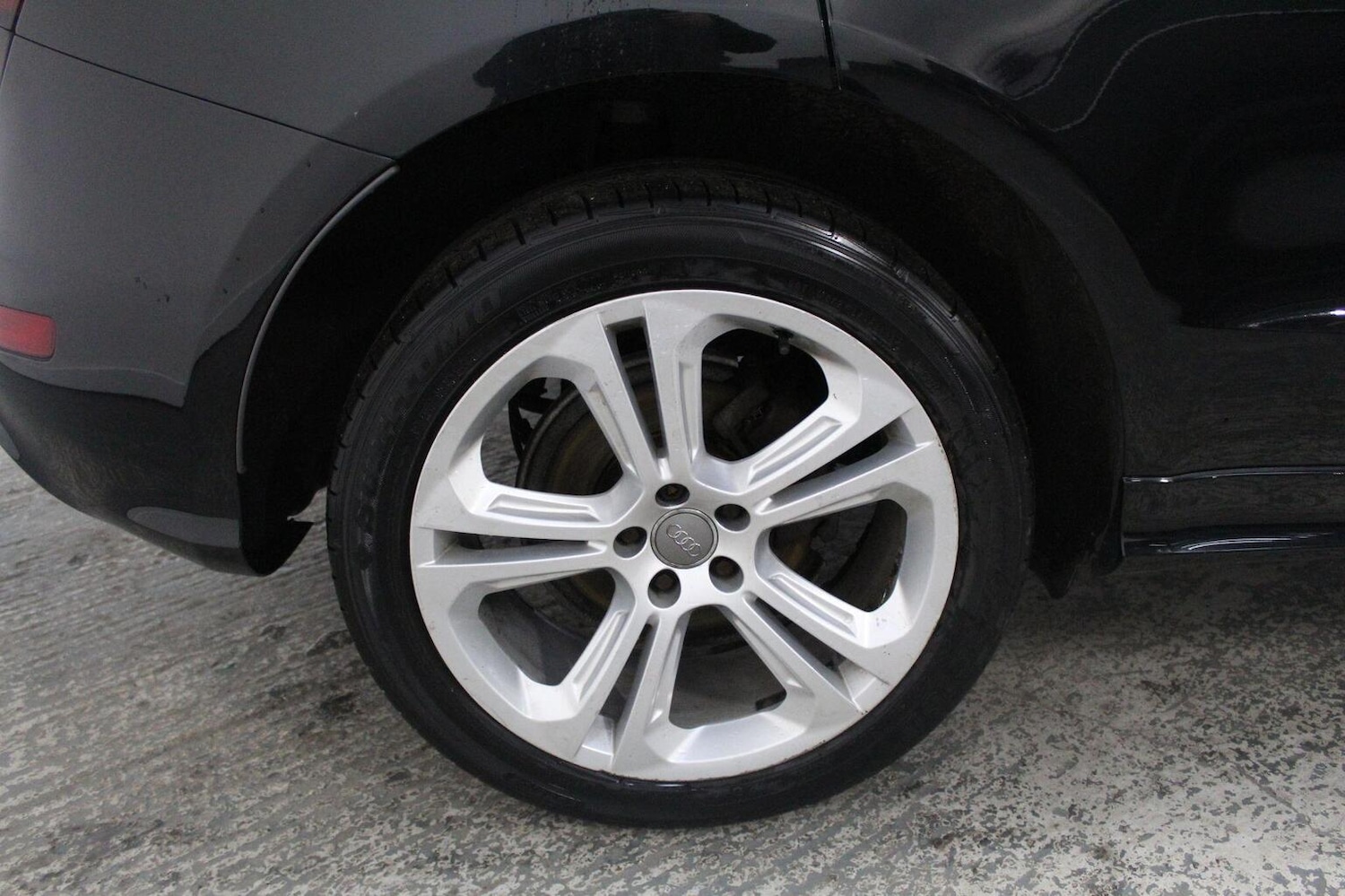 Used Audi Q5 2015 for sale - 77938195: Photo 57