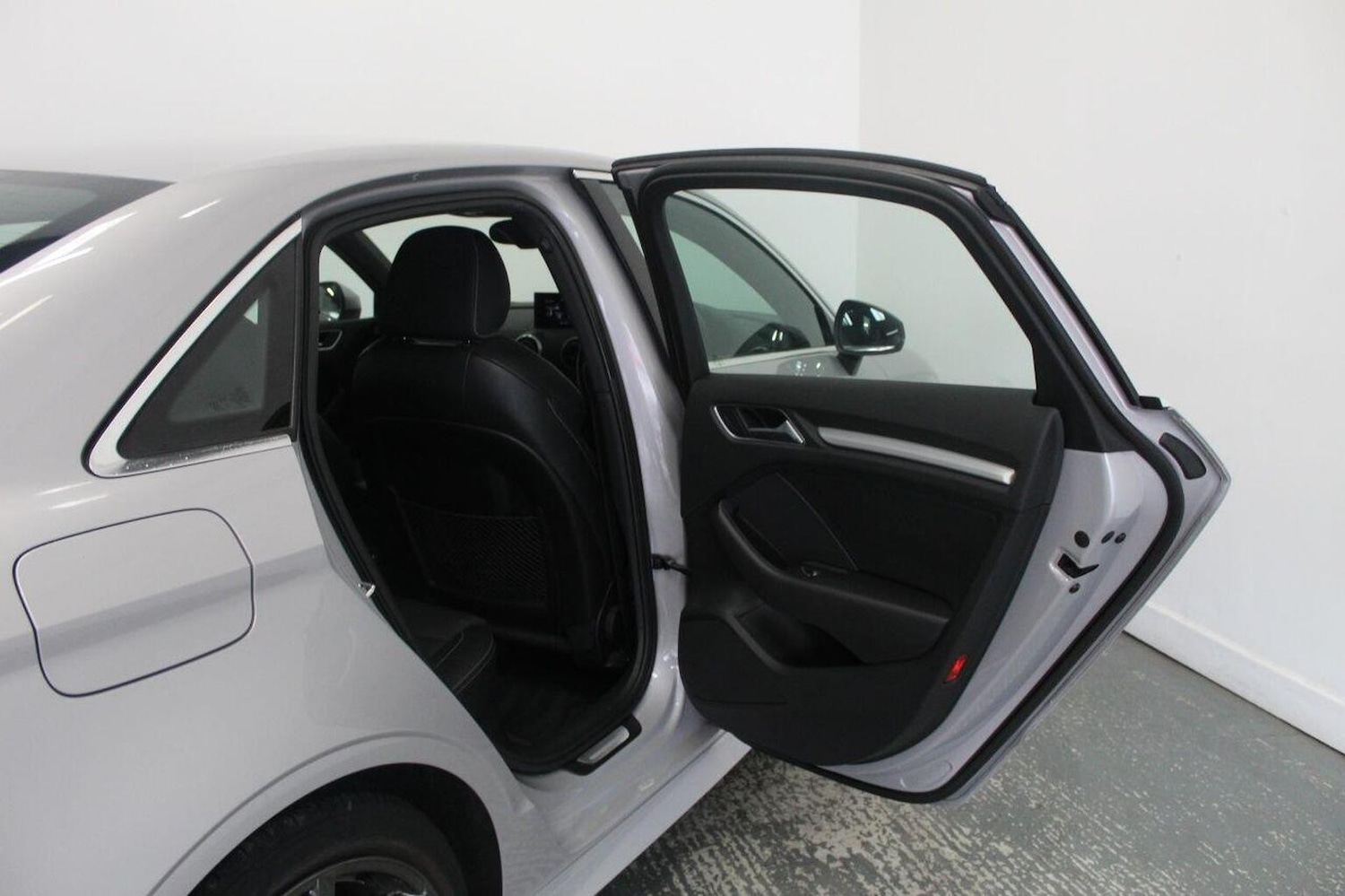 Used Audi A3 2014 for sale - 76380312: Photo 25