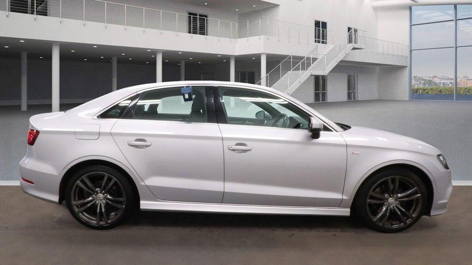 Used Audi A3 2014 for sale - 76380312: Photo 8