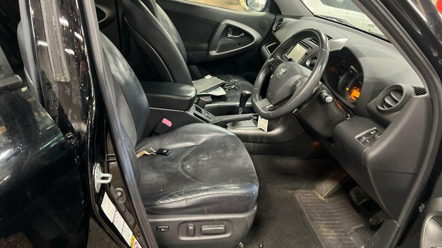 Used Toyota RAV4 2012 for sale - 77937880: Photo 14