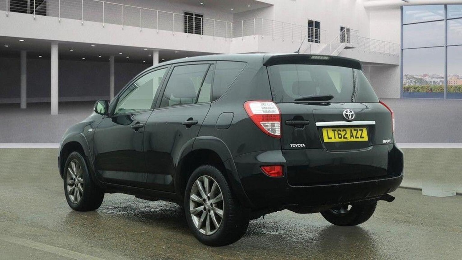 Used Toyota RAV4 2012 for sale - 77937880: Photo 5