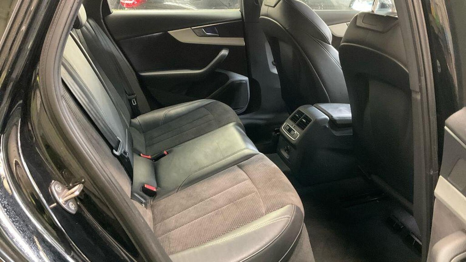 Used Audi A4 2016 for sale - 76956959: Photo 11