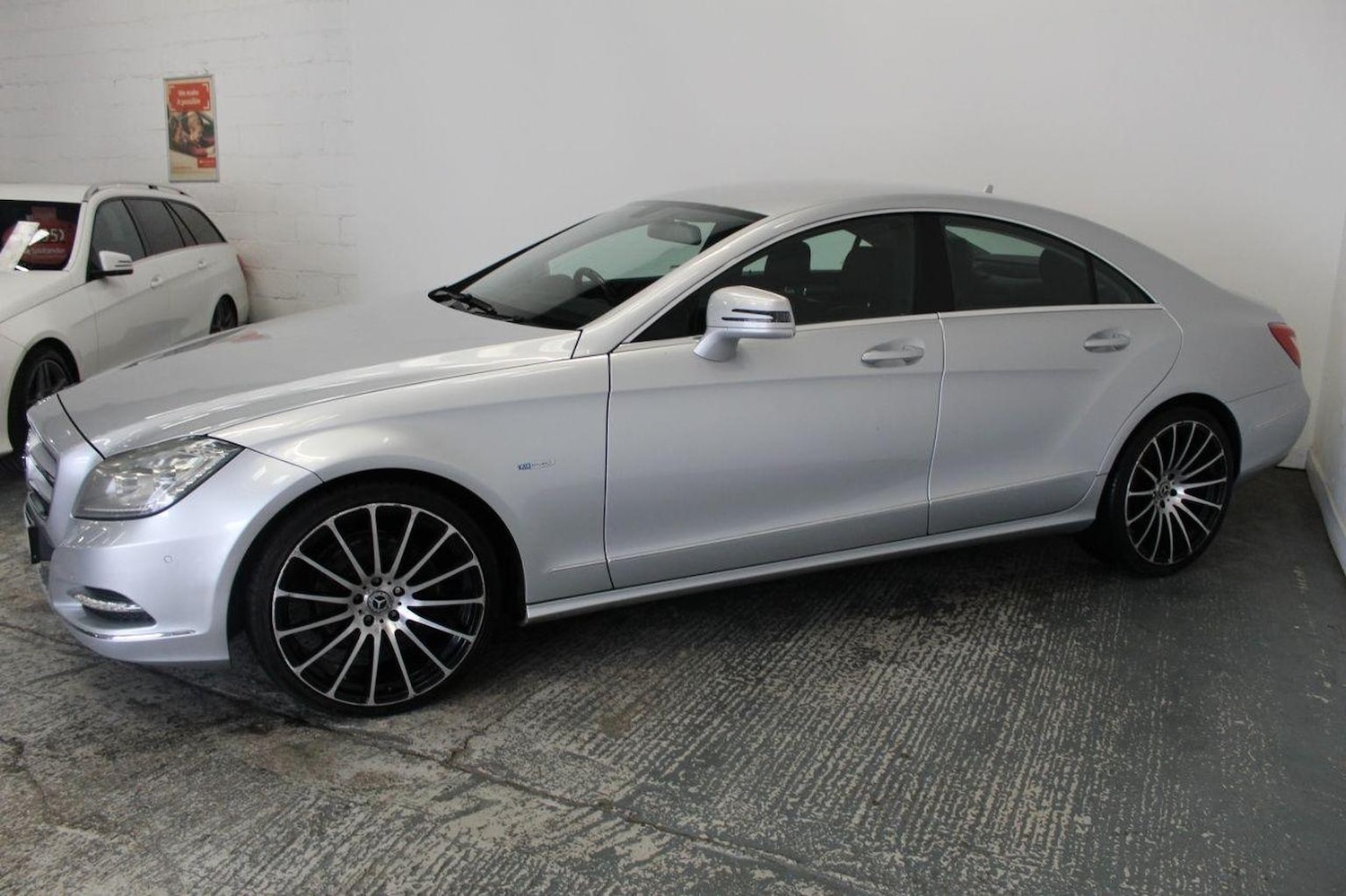 Used Mercedes-Benz CLS 2013 for sale - 76884920: Photo 4