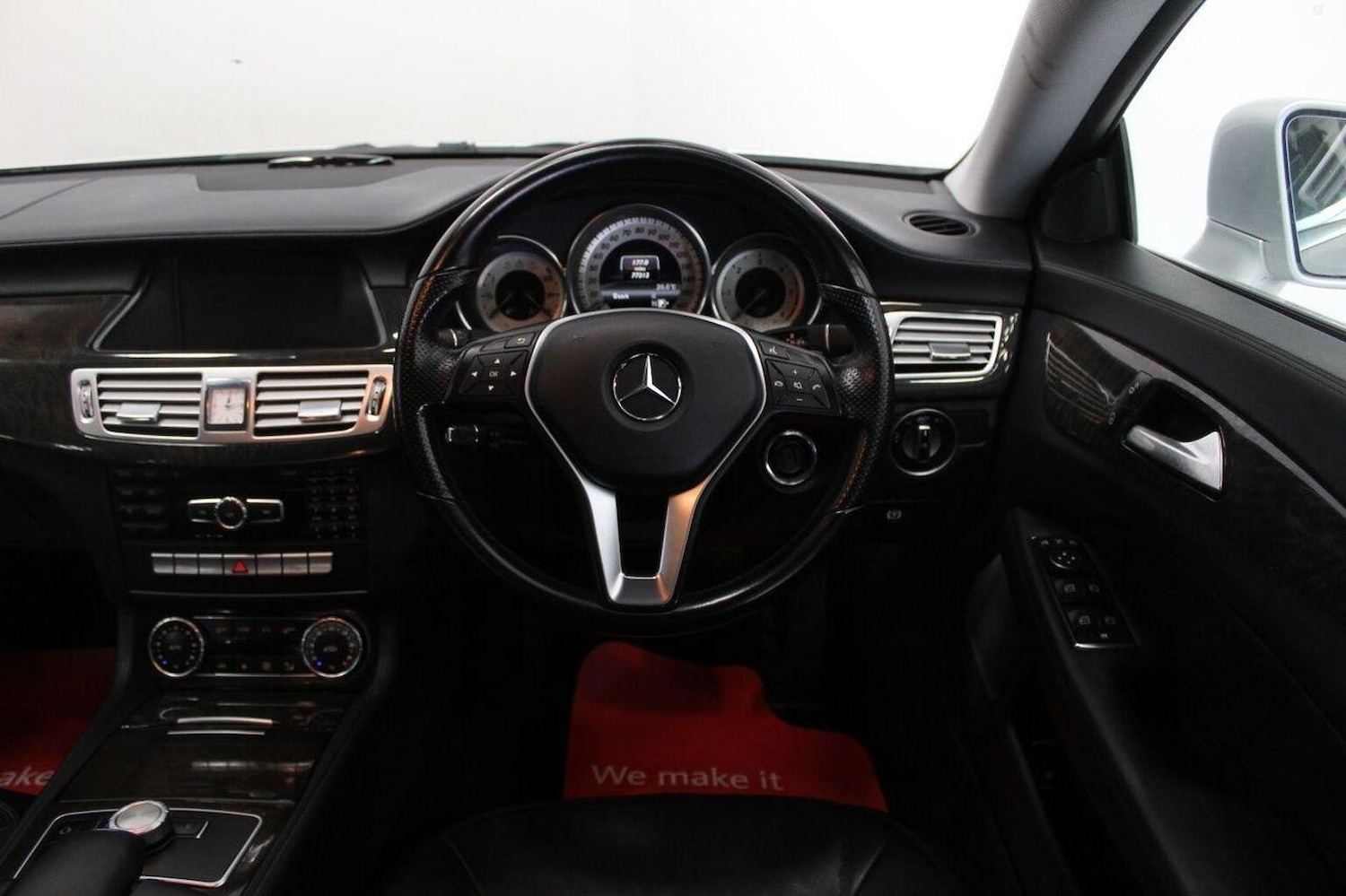 Used Mercedes-Benz CLS 2013 for sale - 76884920: Photo 46