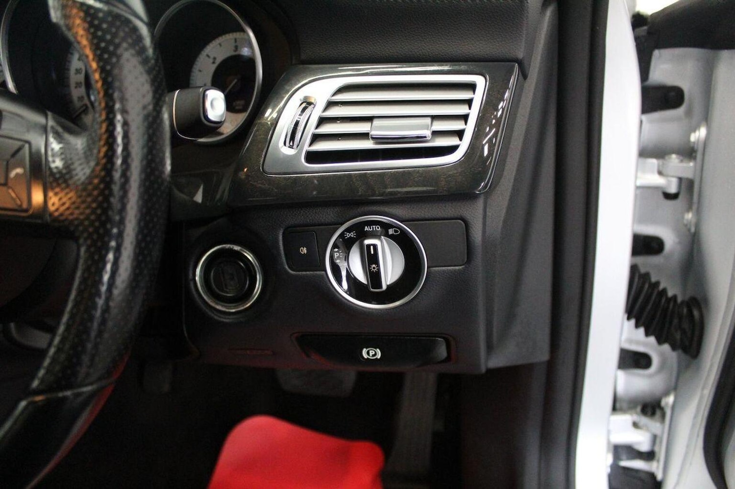 Used Mercedes-Benz CLS 2013 for sale - 76884920: Photo 49