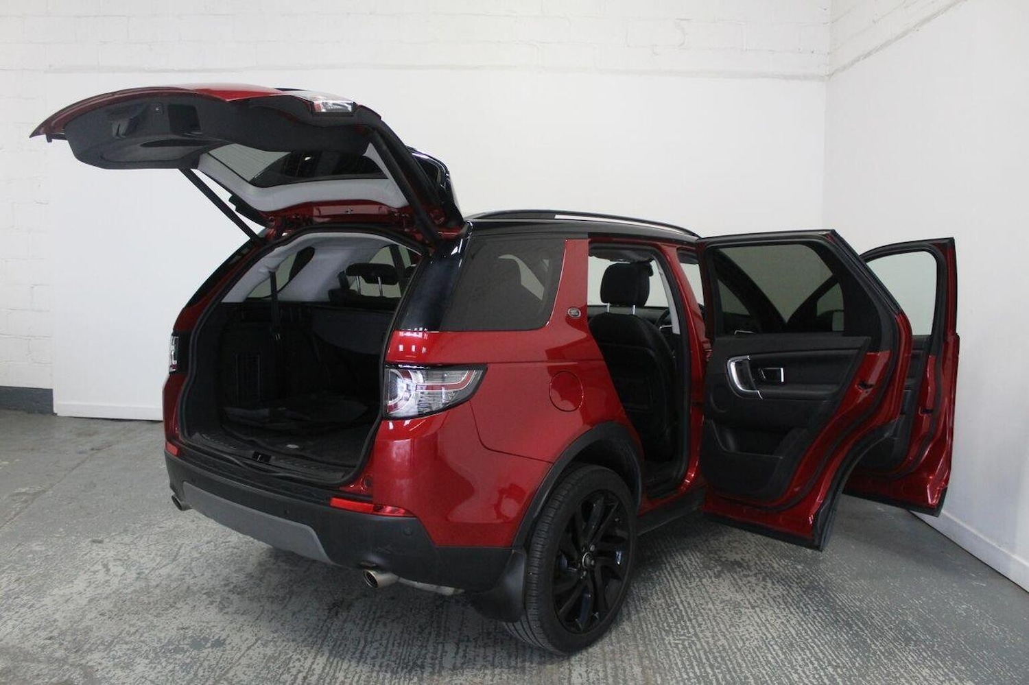 Used Land Rover Discovery Sport 2017 for sale - 77937836: Photo 22