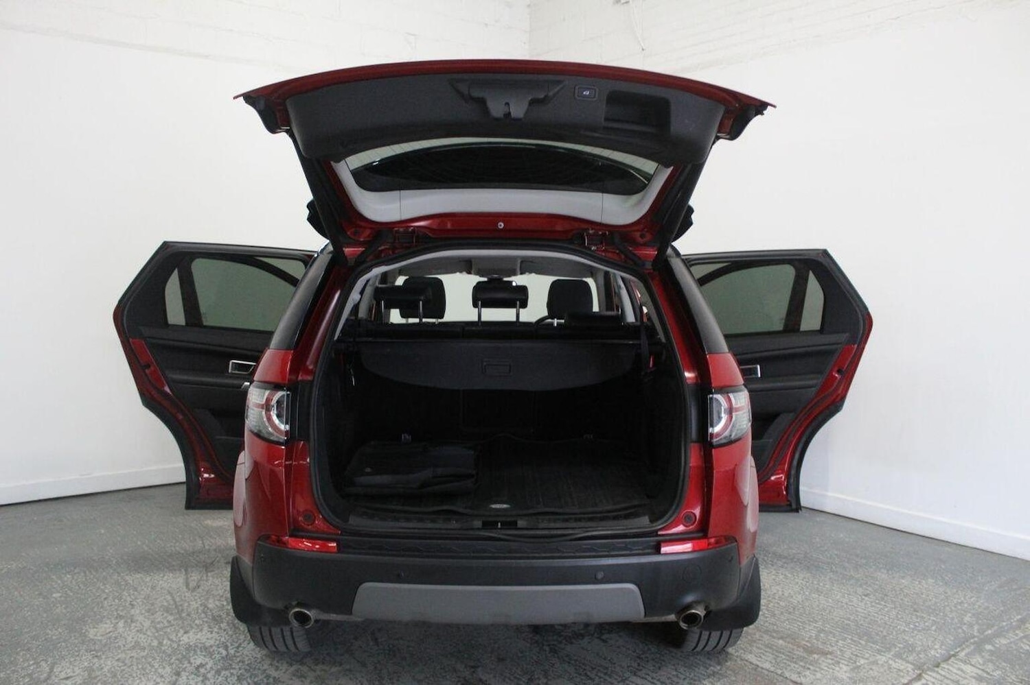 Used Land Rover Discovery Sport 2017 for sale - 77937836: Photo 23