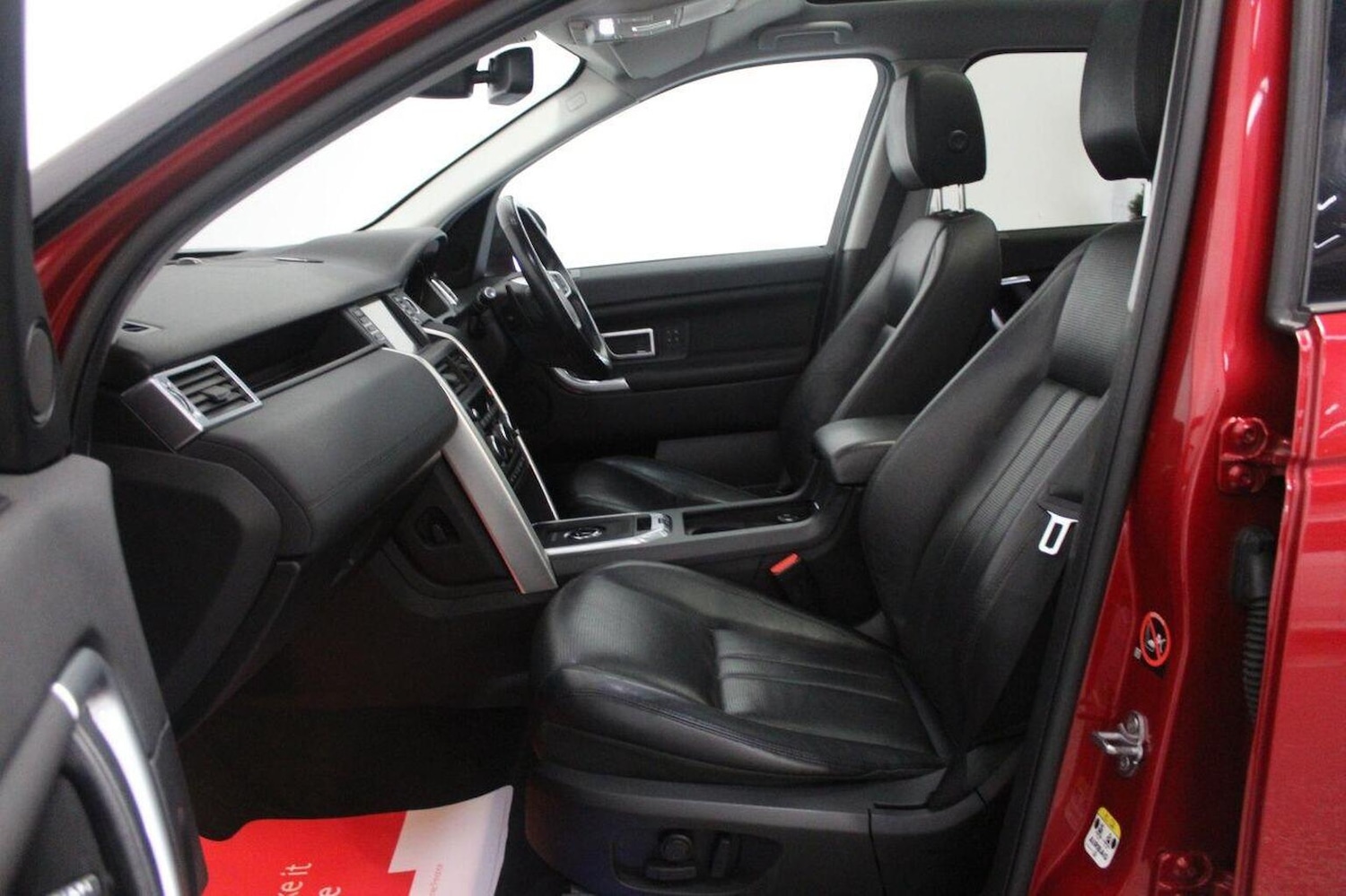 Used Land Rover Discovery Sport 2017 for sale - 77937836: Photo 59