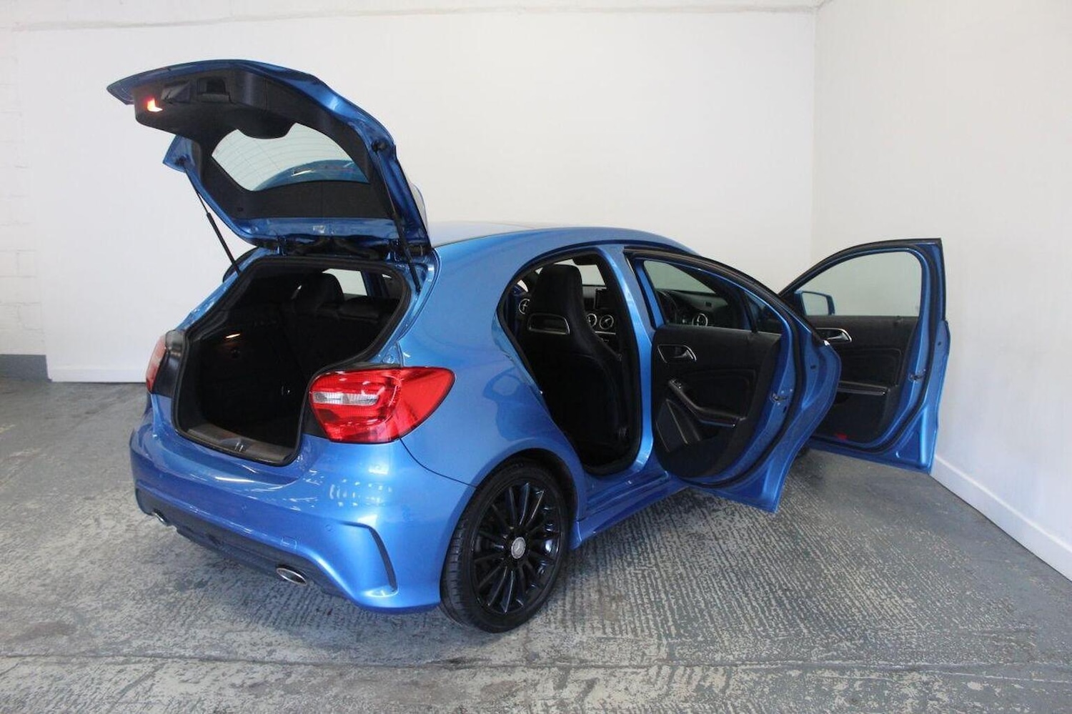 Used Mercedes-Benz A-Class 2013 for sale - 77937794: Photo 22