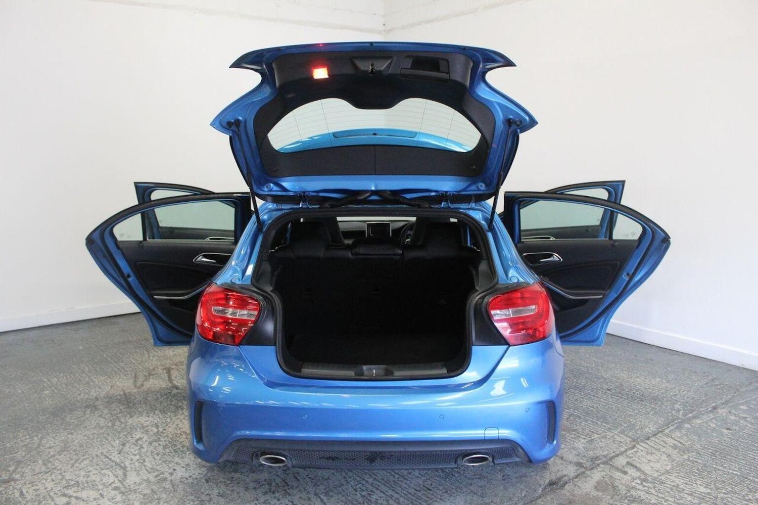 Used Mercedes-Benz A-Class 2013 for sale - 77937794: Photo 23