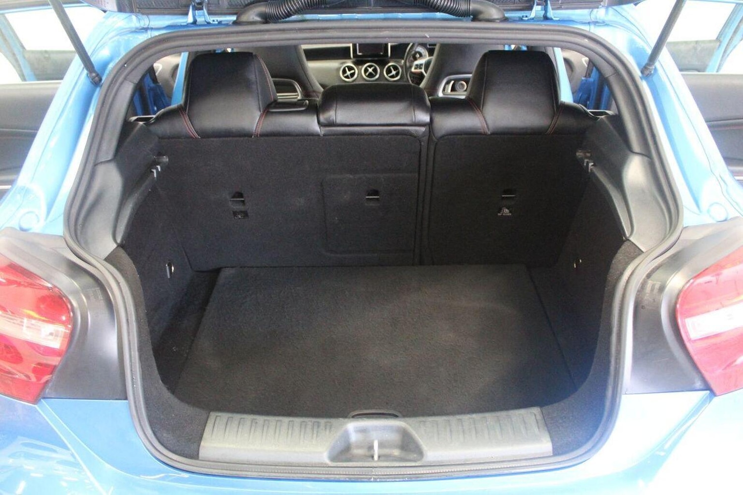 Used Mercedes-Benz A-Class 2013 for sale - 77937794: Photo 24