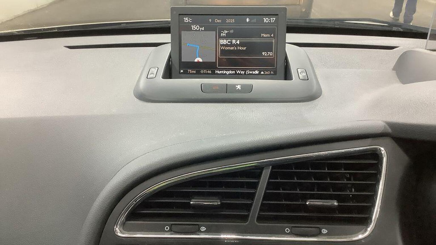 Used Peugeot 3008 2015 for sale - 76904706: Photo 16