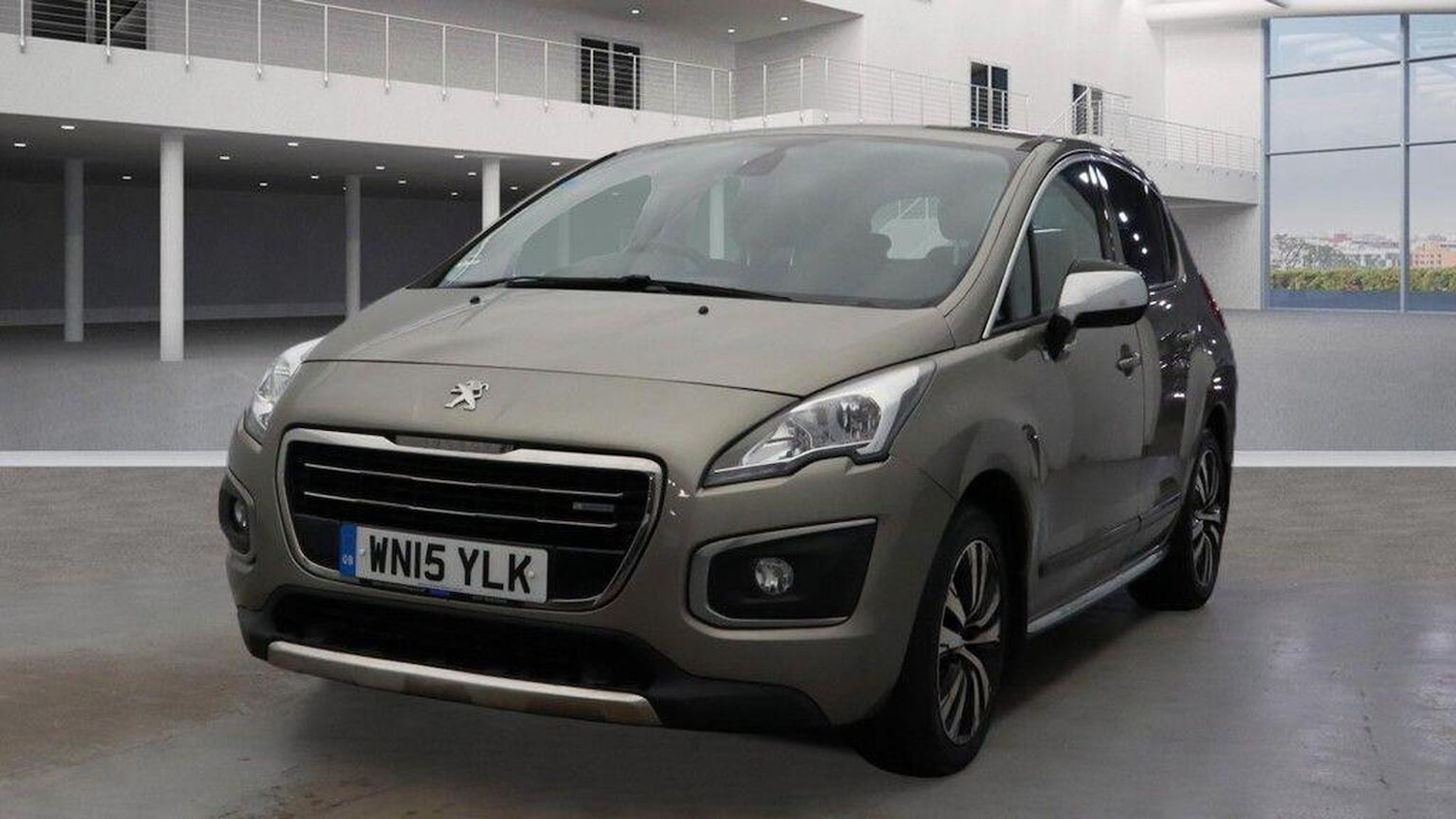 Used Peugeot 3008 2015 for sale - 76904706: Photo 2